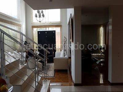 Casa de 4 alcobas en venta en San Jose De Bavaria, Bogotá, 350 m² · foto 8 de 20