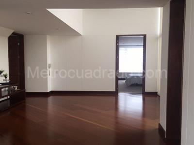 Casa de 5 alcobas en venta en San Jose De Bavaria, Bogotá, 520 m² · foto 11 de 20