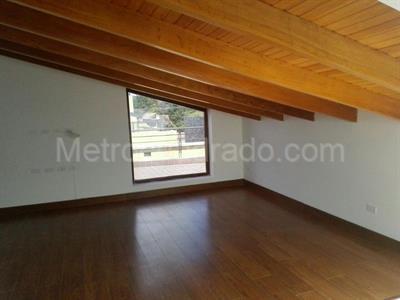 Casa de 4 alcobas en venta en San Jose De Bavaria, Bogotá, 500 m² · foto 7 de 19
