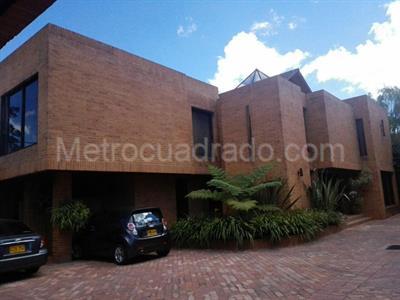 Casa de 5 alcobas en venta en San Jose De Bavaria, Bogotá, 430 m² · foto 9 de 20