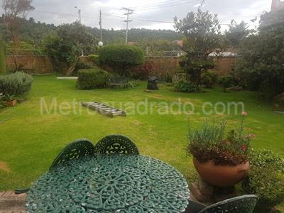 Casa de 4 alcobas en venta en San Jose De Bavaria, Bogotá, 350 m² · foto 2 de 20