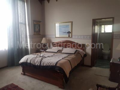 Casa de 4 alcobas en venta en San Jose De Bavaria, Bogotá, 350 m² · foto 12 de 20