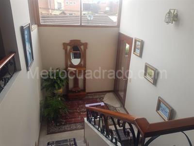 Casa de 4 alcobas en venta en San Jose De Bavaria, Bogotá, 350 m² · foto 13 de 20