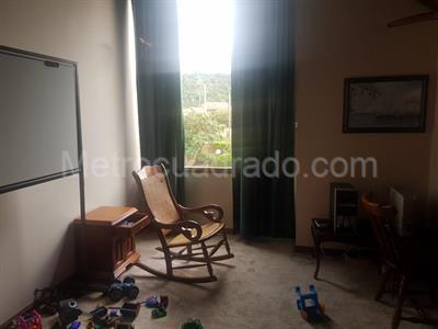 Casa de 4 alcobas en venta en San Jose De Bavaria, Bogotá, 350 m² · foto 6 de 20
