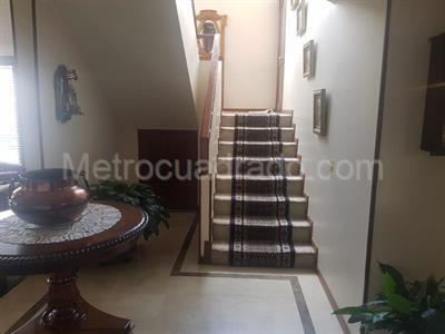 Casa de 4 alcobas en venta en San Jose De Bavaria, Bogotá, 350 m² · foto 8 de 20