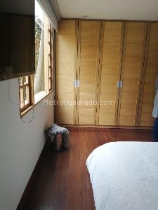 Casa de 3 alcobas en venta en San Jose De Bavaria, Bogotá, 400 m² · foto 6 de 13