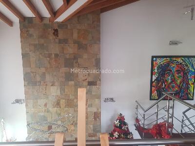 Casa de 3 alcobas en venta en San Jose De Bavaria, Bogotá, 400 m² · foto 15 de 20