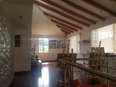 Casa de 3 alcobas en venta en San Jose De Bavaria, Bogotá, 400 m² · foto 16 de 20
