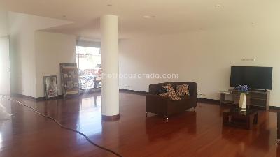 Casa de 4 alcobas en venta en San Jose De Bavaria, Bogotá, 480 m² · foto 10 de 20