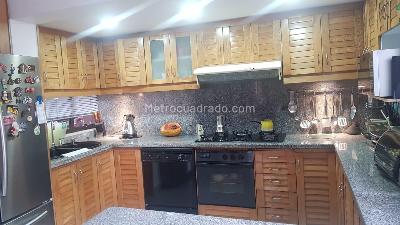 Casa de 4 alcobas en venta en San Jose De Bavaria, Bogotá, 306 m² · foto 6 de 14