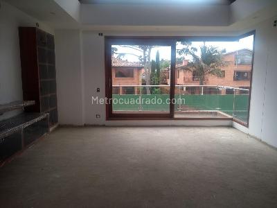 Casa de 5 alcobas en venta en San Jose De Bavaria, Bogotá, 570 m² · foto 8 de 20