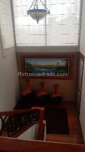 Casa de 4 alcobas en venta en San Jose De Bavaria, Bogotá, 320 m² · foto 16 de 19