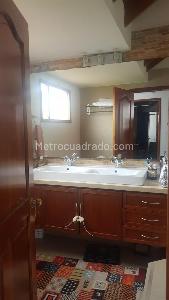 Casa de 4 alcobas en venta en San Jose De Bavaria, Bogotá, 320 m² · foto 19 de 19