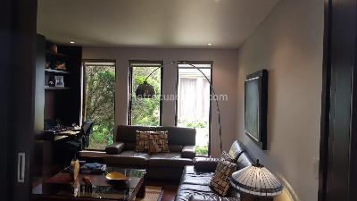 Casa de 3 alcobas en venta en San Jose De Bavaria, Bogotá, 269 m² · foto 2 de 20