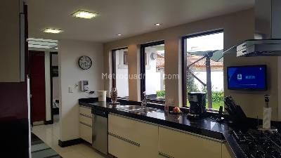 Casa de 3 alcobas en venta en San Jose De Bavaria, Bogotá, 269 m² · foto 17 de 20