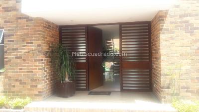 Casa de 4 alcobas en venta en San Jose De Bavaria, Bogotá, 400 m² · foto 10 de 20