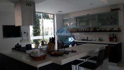 Casa de 4 alcobas en venta en San Jose De Bavaria, Bogotá, 400 m² · foto 18 de 20