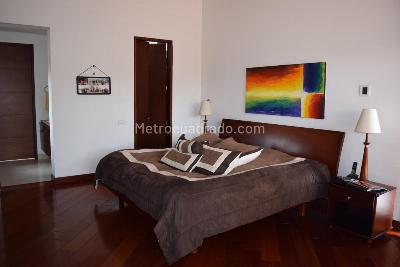 Casa de 4 alcobas en venta en Hacienda San Simon Pl, Bogotá, 350 m² · foto 13 de 17