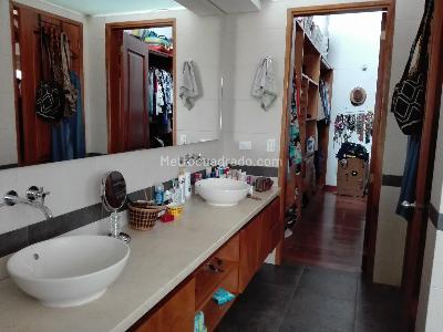 Casa en venta en San Jose De Bavaria, Bogotá · foto 16 de 20