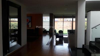 Casa de 3 alcobas en venta en San Jose De Bavaria, Bogotá, 400 m² · foto 11 de 20