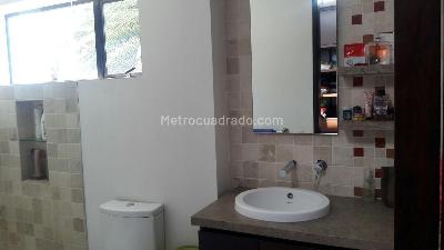 Casa de 3 alcobas en venta en San Jose De Bavaria, Bogotá, 400 m² · foto 3 de 20