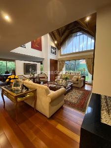 Casa de 5 alcobas en venta en San Jose De Bavaria, Bogotá, 540 m² · foto 13 de 20