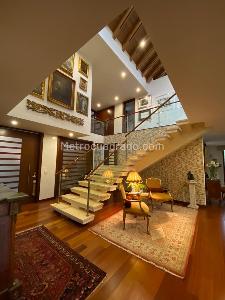 Casa de 5 alcobas en venta en San Jose De Bavaria, Bogotá, 540 m² · foto 3 de 20