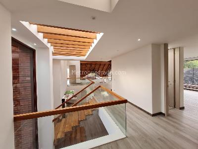 Casa de 4 alcobas en venta en San Jose De Bavaria, Bogotá, 560 m² · foto 13 de 20