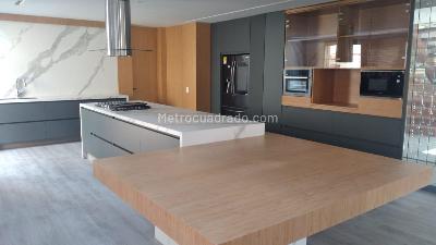 Casa de 4 alcobas en venta en San Jose De Bavaria, Bogotá, 560 m² · foto 15 de 20