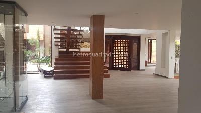 Casa de 4 alcobas en venta en San Jose De Bavaria, Bogotá, 560 m² · foto 10 de 20