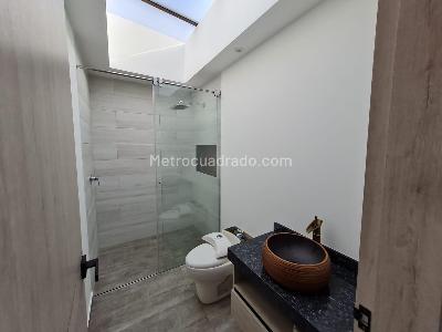 Casa de 4 alcobas en venta en San Jose De Bavaria, Bogotá, 540 m² · foto 13 de 19