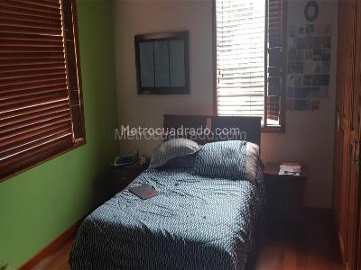 Casa de 5 alcobas en venta en San Jose De Bavaria, Bogotá, 420 m² · foto 14 de 15