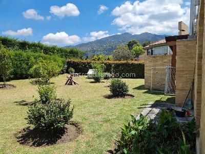 Casa de 5 alcobas en venta en San Simon, Bogotá, 300 m² · foto 5 de 14