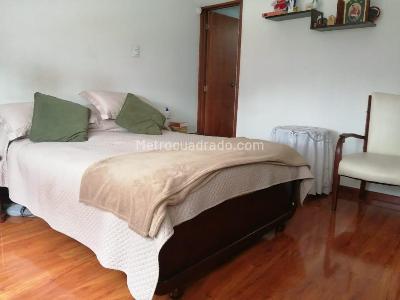 Casa de 3 alcobas en venta en El Polo, Bogotá, 274 m² · foto 11 de 15