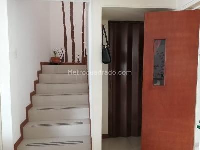 Casa de 3 alcobas en venta en El Polo, Bogotá, 274 m² · foto 6 de 15