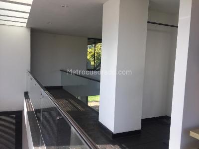 Casa de 3 alcobas en venta en San Simon, Bogotá, 453 m² · foto 16 de 17