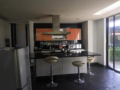 Casa de 3 alcobas en venta en San Simon, Bogotá, 453 m² · foto 6 de 17