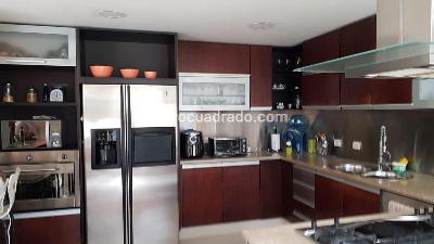 Casa de 4 alcobas en venta en San Simon, Bogotá, 320 m² · foto 5 de 18