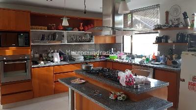 Casa de 4 alcobas en venta en San Jose De Bavaria, Bogotá, 350 m² · foto 15 de 19