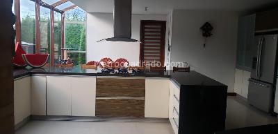 Casa de 4 alcobas en venta en San Jose De Bavaria, Bogotá, 400 m² · foto 13 de 19