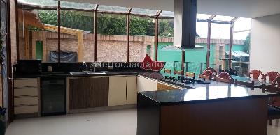 Casa de 4 alcobas en venta en San Jose De Bavaria, Bogotá, 400 m² · foto 15 de 19