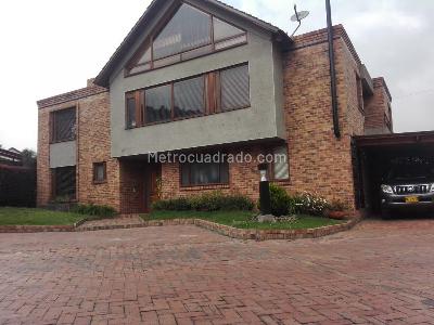 Casa de 5 alcobas en venta en San Jose De Bavaria, Bogotá, 420 m² · foto 20 de 20