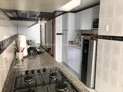 Casa de 3 alcobas en venta en Polo Club, Bogotá, 269 m² · foto 11 de 18