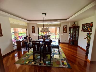 Casa de 3 alcobas en venta en San Jose De Bavaria, Bogotá, 320 m² · foto 2 de 20