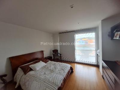 Casa de 3 alcobas en venta en San Jose De Bavaria, Bogotá, 400 m² · foto 7 de 18