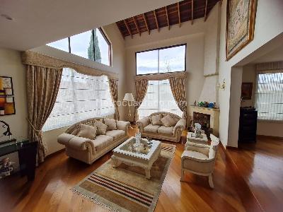 Casa de 4 alcobas en venta en Bogota| San Jose De Bavaria, Bogotá, 470 m² · foto 3 de 19
