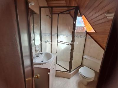 Casa de 4 alcobas en venta en San Jose De Bavaria, Bogotá, 350 m² · foto 18 de 20