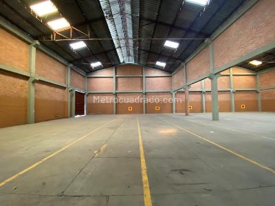 Bodega en Arriendo, montevideo, Bogotá D.C.