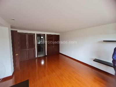 Casa de 4 alcobas en venta en San Jose De Bavaria, Bogotá, 350 m² · foto 14 de 20