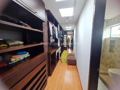 Casa de 3 alcobas en venta en San Jose De Bavaria|, Bogotá, 400 m² · foto 11 de 18